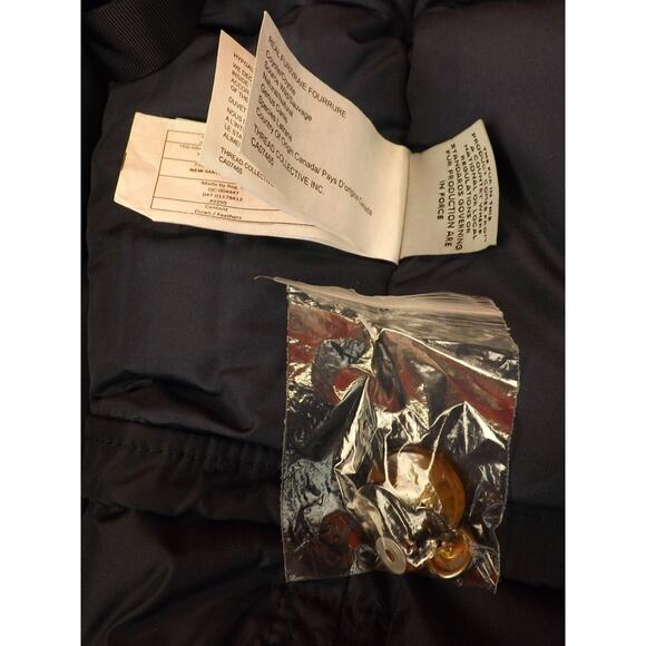 NEW PAJAR CANADA BLUE NYLON COYOTE FUR HOODIE EAGLE GOOSE DOWN JACKET XL - Picture 9 of 9